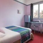 Western Le Guilhem 3*