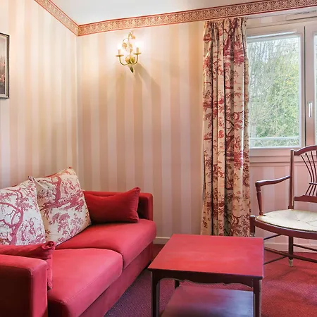 Отель Western Le Guilhem 3*