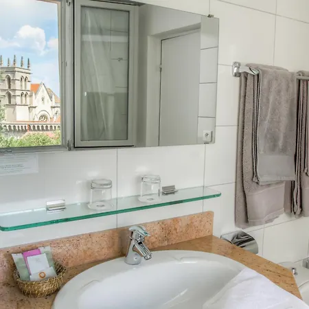 Western Le Guilhem Hotell