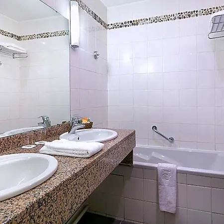 Hotel Western Le Guilhem 3*